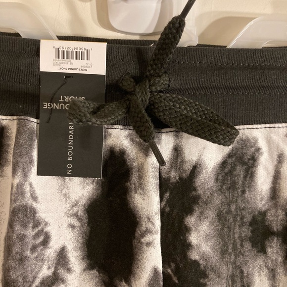 No Boundaries lounge shorts - Picture 2 of 5